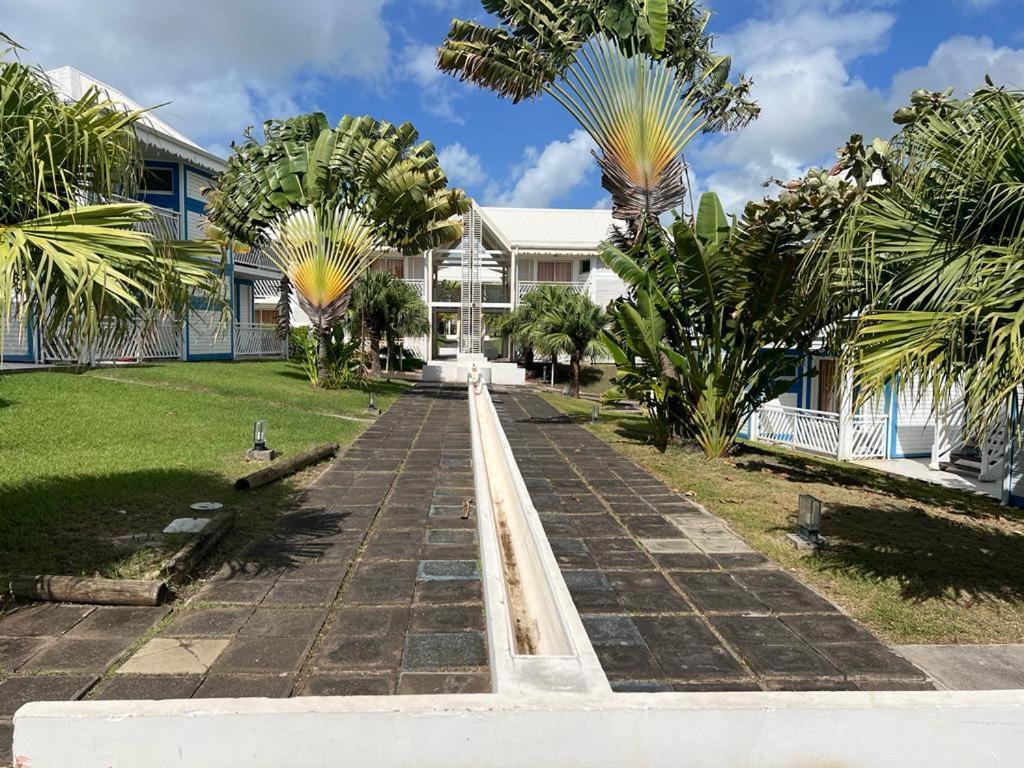 Studio Le Titoune Acces Plage St-Francois Avec Reservoir D'Eau Automatique Saint-Francois  Ngoại thất bức ảnh