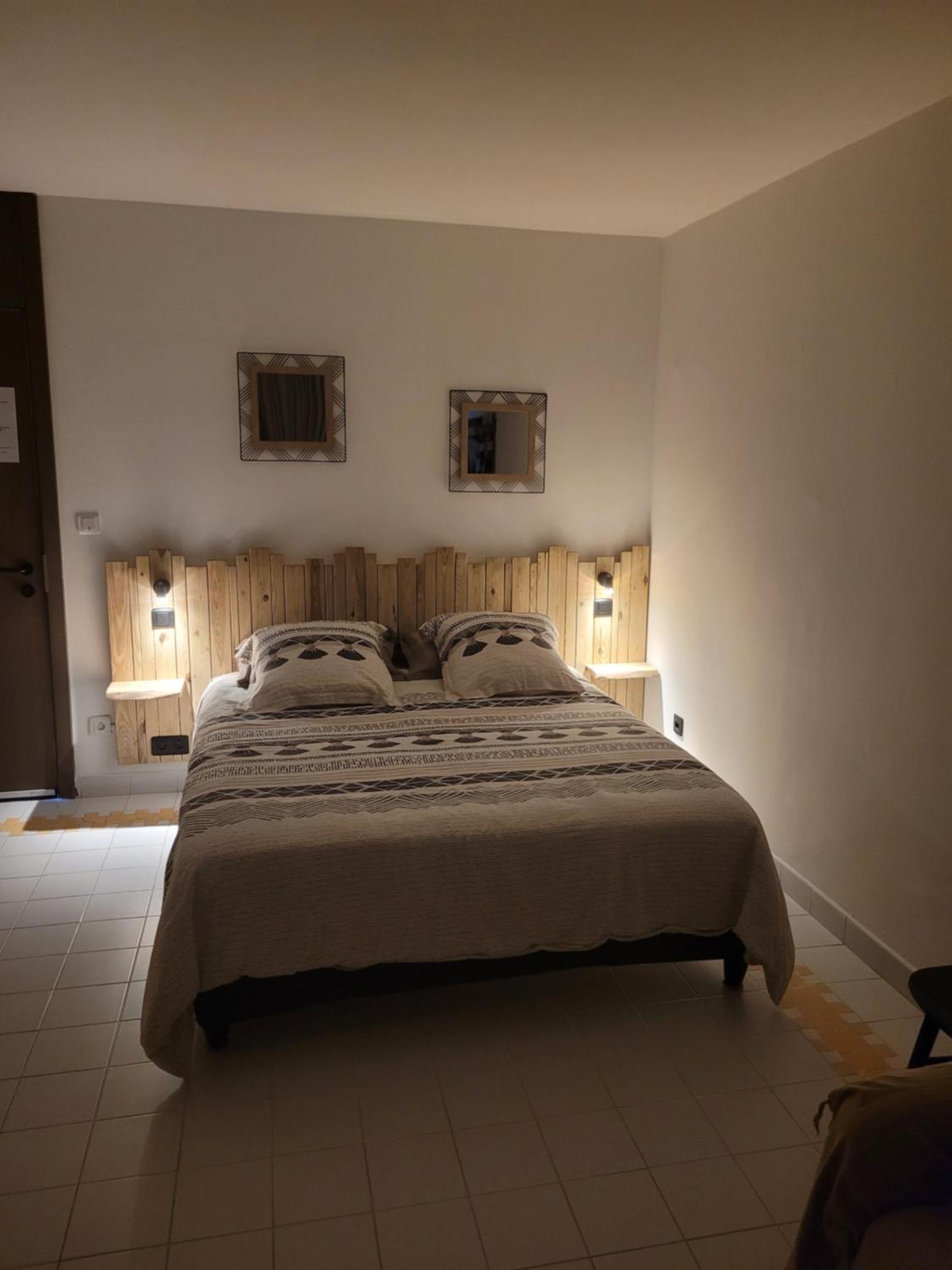 Studio Le Titoune Acces Plage St-Francois Avec Reservoir D'Eau Automatique Saint-Francois  Ngoại thất bức ảnh