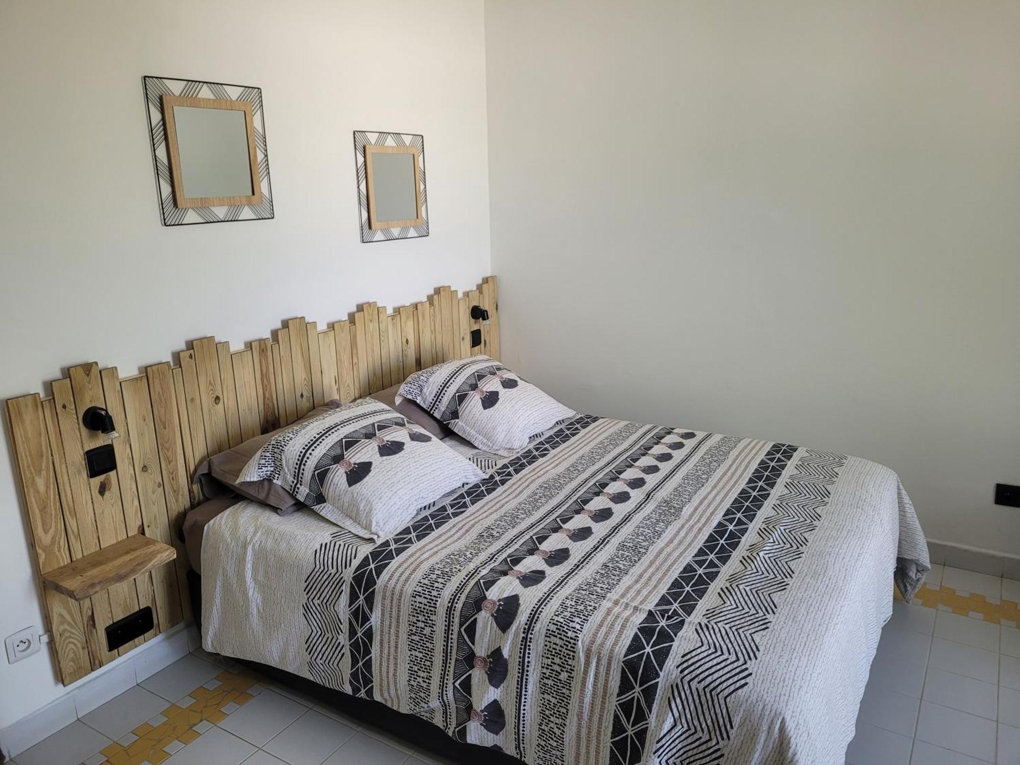 Studio Le Titoune Acces Plage St-Francois Avec Reservoir D'Eau Automatique Saint-Francois  Ngoại thất bức ảnh